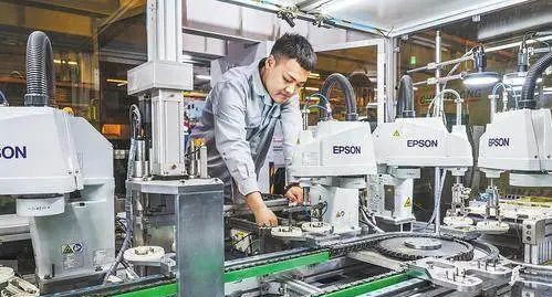 中國式現(xiàn)代化河北場景丨秦皇島:為產(chǎn)業(yè)插上科技翅膀