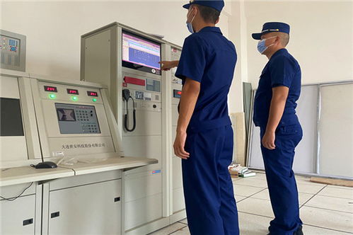 仁壽消防救援大隊(duì)書院街專職消防救援站對(duì)文同小學(xué)進(jìn)行消防安全檢查