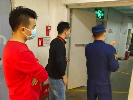 珠海消防開展節(jié)后針對性消防安全檢查 持續(xù)推進企業(yè)復產(chǎn)復工消防安全服務工作